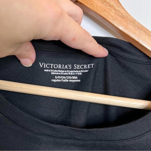 Victoria's Secret Womens Size Small Black Silver Logo Tee Shirt NEW Lounge - Picture 4 of 8